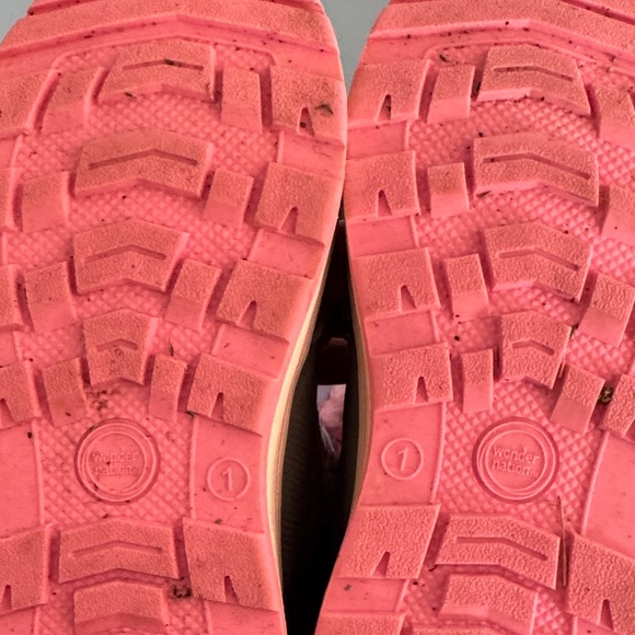 Wonder Nation 3M Insulated Pink and Gray Kids Boots - Picture 7 of 7